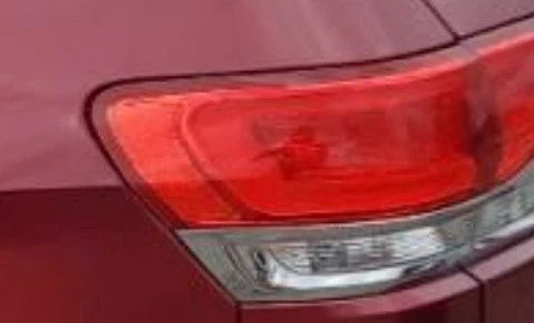 2014-2021 Jeep Grand Cherokee LH Driver Quarter Panel Mounted Tail Light Lamp used OEM tail light assembly