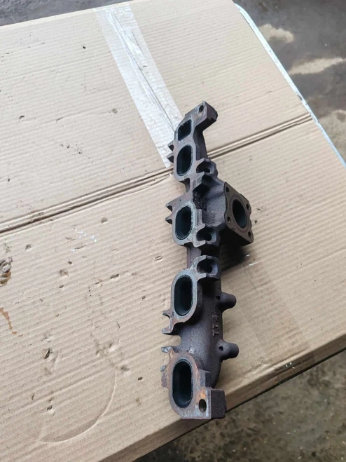 2014-2018 Jeep Cherokee 2.0L Diesel Used Exhaust Manifold