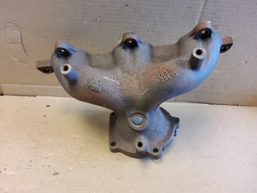 2002-2005 Kia Sedona 3.5L V6 Used OEM Exhaust Manifold 28511-39610