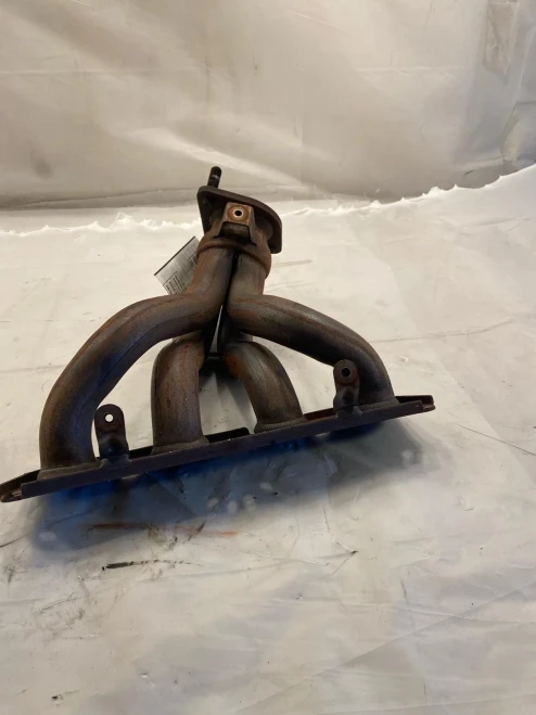 2014-2018 Kia Forte 2.0L Used OEM Exhaust Manifold