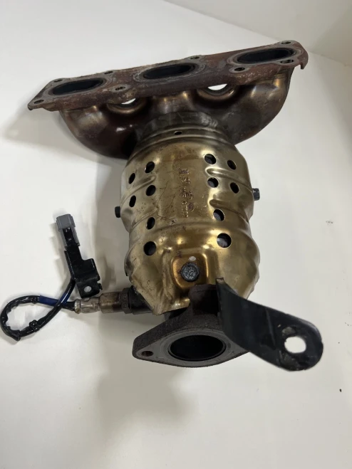 2025 Kia Telluride 3.8L Left Front V6 Used OEM Exhaust Manifold