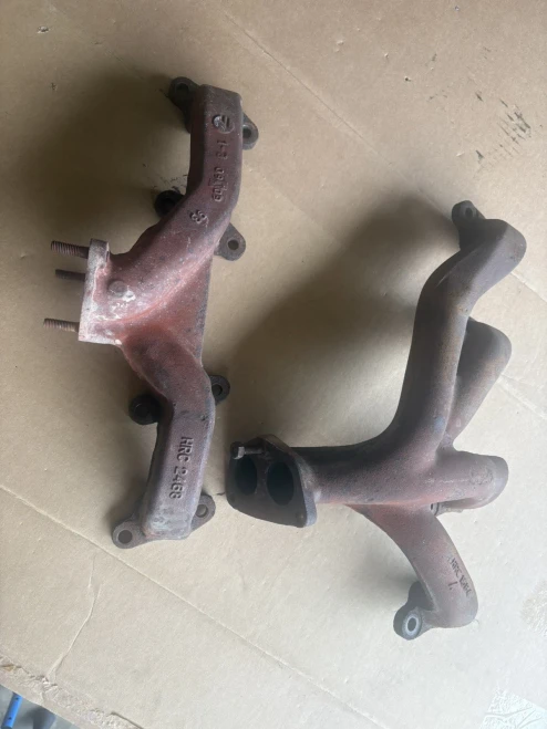 Land Rover Range Rover 4.2L / 3.9L Left Right V8 Used Exhaust Manifold
