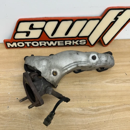 1992-1997 Lexus SC400 4.0L Right Used OEM Exhaust Manifold 17104-50032