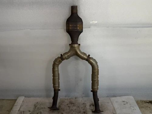 2003-2006 Lexus LS430 Front Used OEM Exhaust Manifold