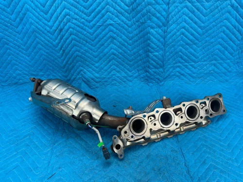 2014-2023 Lexus GX460 Right Used OEM Exhaust Manifold