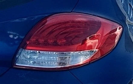 2013-2017 Hyundai Veloster Passenger RH Tail Light Lamp OEM OEM used OEM tail light assembly