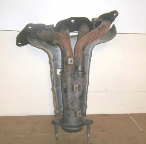 2002-2007 Mazda Mazda 6 / 2 2.0L DOHC Used Exhaust Manifold