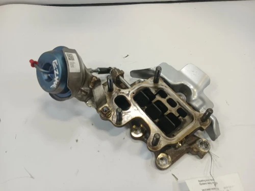 2024 Mazda CX-30 / 2 2.5L Used Exhaust Manifold