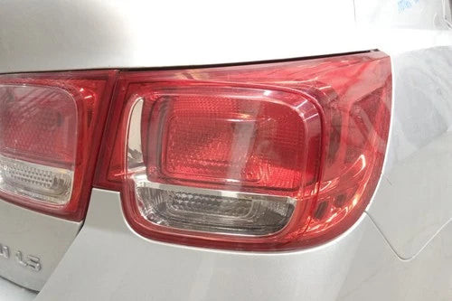 13 14 15 Chevrolet Malibu LS Passenger RH Quarter Mounted Tail Light Lamp OEM used OEM tail light assembly