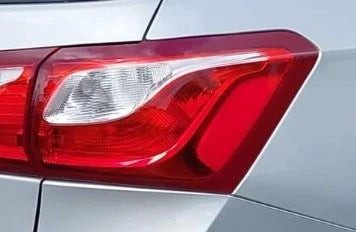 2018-2021 Chevrolet Equinox RH Passenger Quarter Panel Mounted Tail Light Lamp used OEM tail light assembly