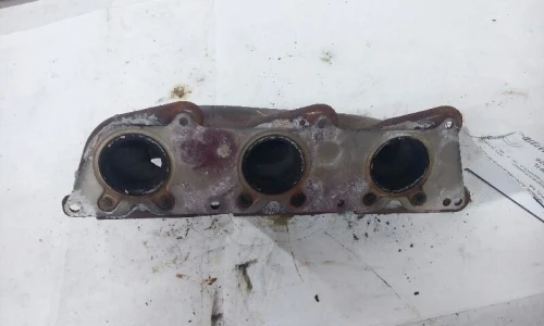 2009-2012 Mercedes-Benz C-Class / C300 / C230 Left Used Exhaust Manifold