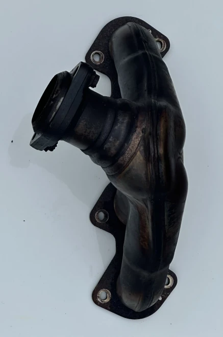 Mercedes-Benz C-Class / C180 Used Exhaust Manifold