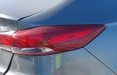 2017-2018 Hyundai Elantra RH Passenger Quarter Panel Mounted Tail Light Lamp OEM used OEM tail light assembly