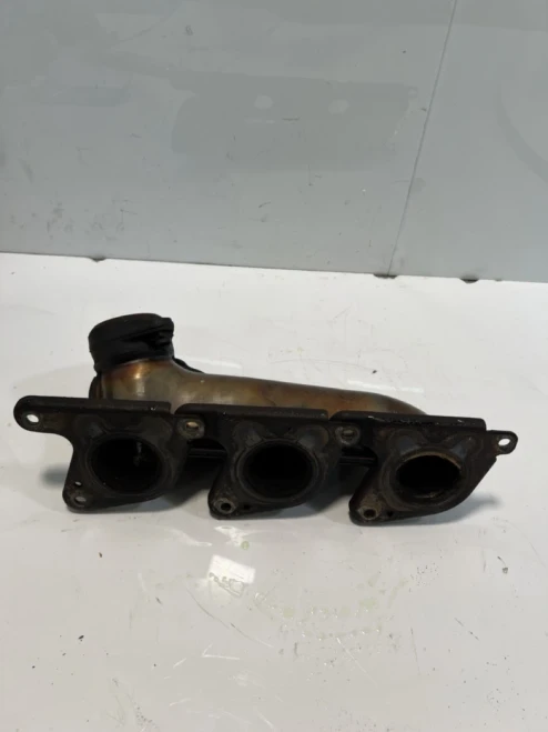 Mercedes-Benz E350 / E-Class 3.5L V6 M272 Used Exhaust Manifold A2721402209