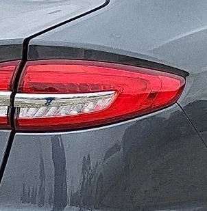 2019-2020 Ford Fusion Quarter Mount Passenger RH Tail Light Lamp OEM OEM used OEM tail light assembly