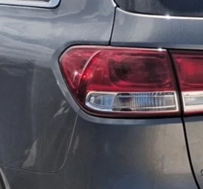 2016-2018 Kia Sorento Quarter Mount Driver LH Side View Door Mirror OEM OEM used OEM door mirror