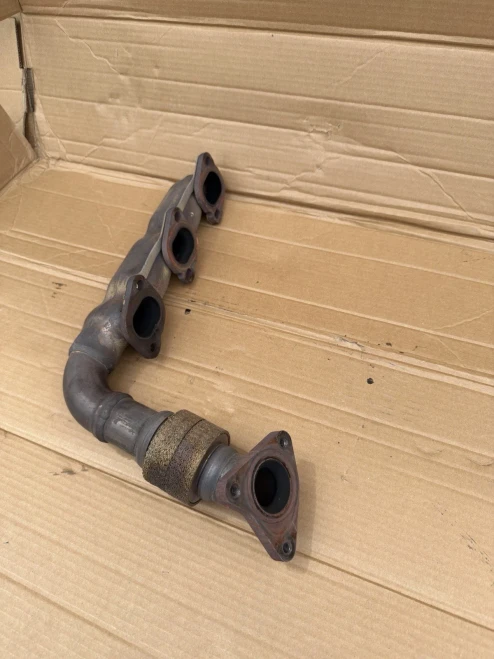 Mercedes-Benz Sprinter 3.0L Left OM642 Used Exhaust Manifold