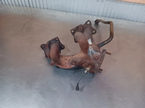 1990-1995 Nissan Hardbody / D21 Used OEM Exhaust Manifold