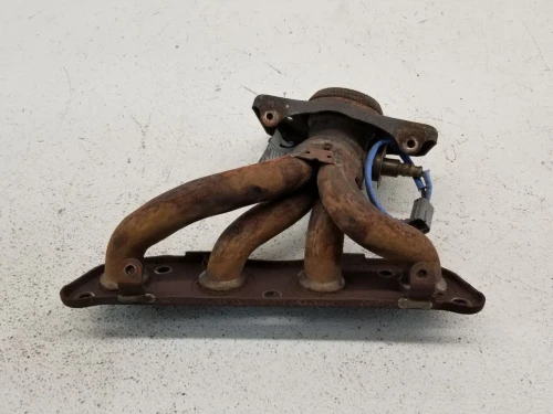 2007-2019 Nissan Sentra / Versa 1.8L Used OEM Exhaust Manifold 14002ET00A