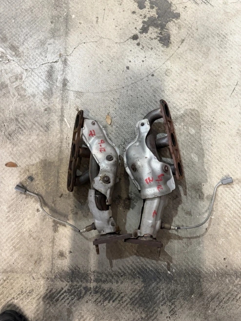 2009-2013 Nissan 370Z Left Right Header Used OEM Exhaust Manifold