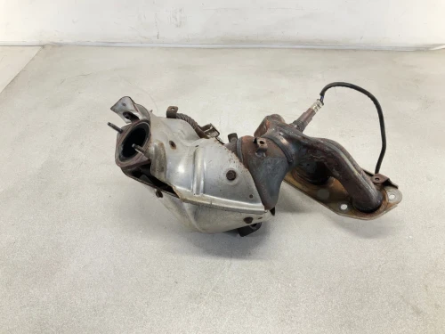 2020-2022 Nissan Sentra 2.0L Used OEM Exhaust Manifold