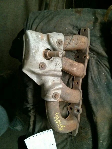 1994-1995 Oldsmobile Achieva 2.3L Used Exhaust Manifold