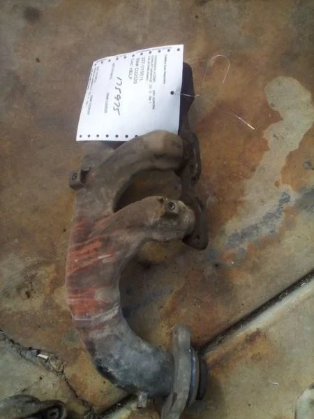 2001-2002 Oldsmobile Aurora 3.5L Left Front Used Exhaust Manifold