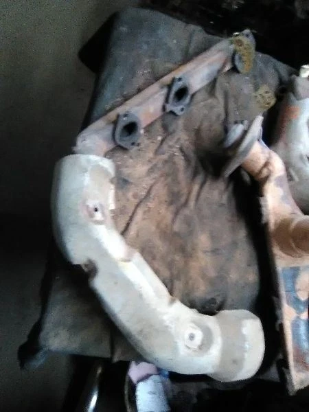 Oldsmobile Cutlass 2.8L Left Front Used Exhaust Manifold