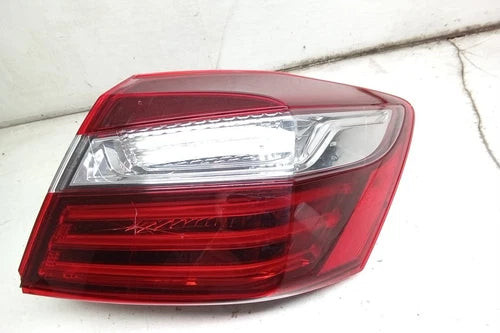 16 2016 Honda Accord Passenger RH Quarter Mounted Tail Light Lamp OEM used OEM tail light assembly