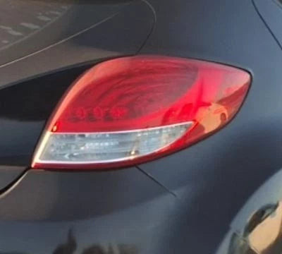 2013-2017 Hyundai Veloster Passenger RH Tail Light Lamp OEM OEM used OEM tail light assembly
