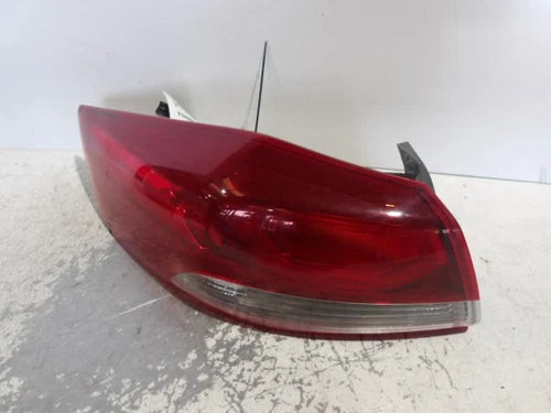 2017-2018 Hyundai Elantra Driver LH Tail Light Lamp OEM used OEM tail light assembly