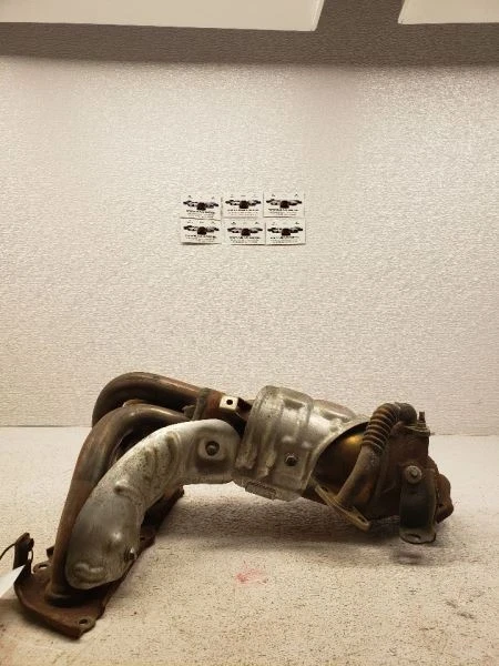 2013-2018 Toyota Avalon 2.5L Hybrid FWD Used OEM Exhaust Manifold