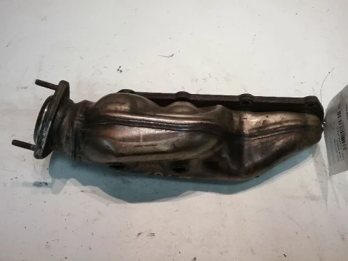 2004-2007 Volkswagen Touareg 4.2L Left Used Exhaust Manifold