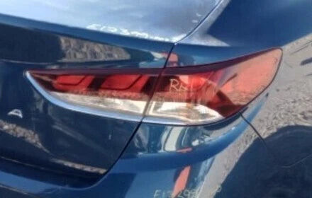 2019 Hyundai Sonata Passenger Side Tail Light Assembly Quarter Mount OEM used OEM tail light assembly
