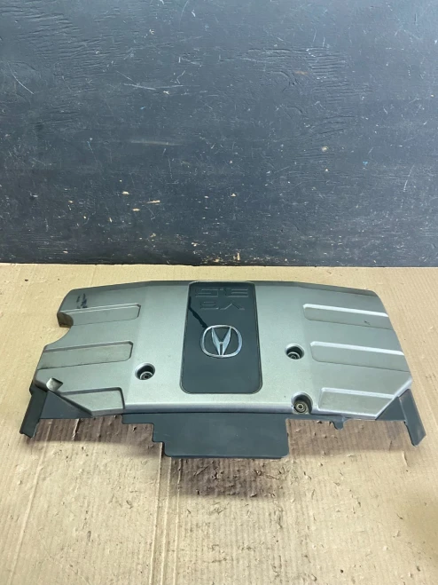 1999, 2004 Acura RL 3.5L Used OEM Engine Cover