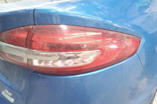 2019-2020 Ford Fusion Passenger RH Quarter Mounted Tail Light Lamp OEM used OEM tail light assembly