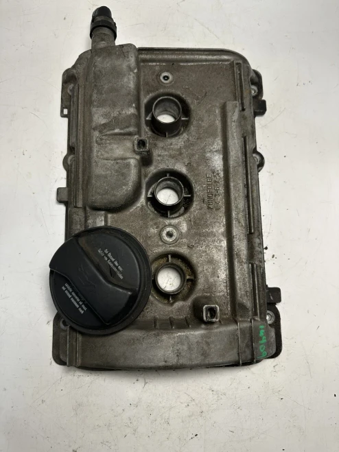 1994-2001 Audi A4 Left Used OEM Valve Cover 078 103 471
