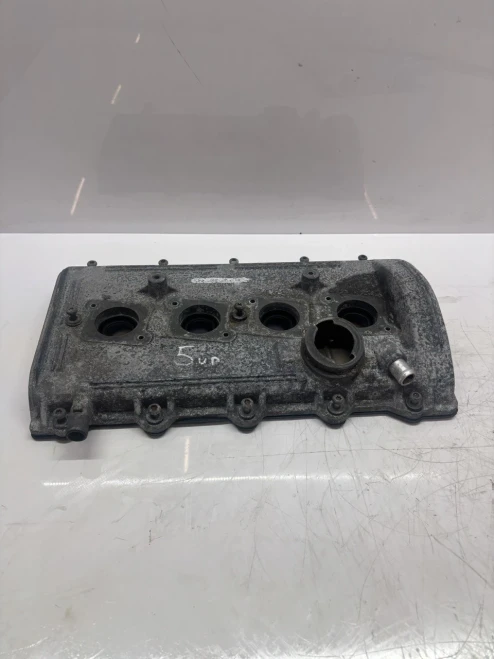 2000 Audi A8 4.2L V8 Used Valve Cover 077103475N