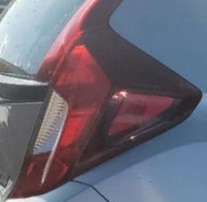 2015-2020 Honda Fit RH Passenger Quarter Panel Mounted Tail Light Lamp OEM used OEM tail light assembly
