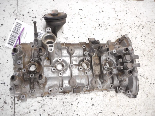 2013-2014 Audi A8 / S8 4.0L Left Used OEM Valve Cover