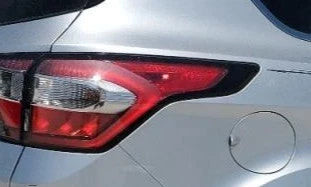 2017-2018 Ford Escape RH Passenger Quarter Panel Mounted Tail Light Lamp OEM used OEM tail light assembly