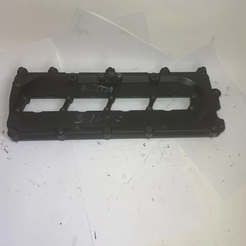 Audi A8 / S8 / Q7 4.2L Used OEM Valve Cover 057103470J