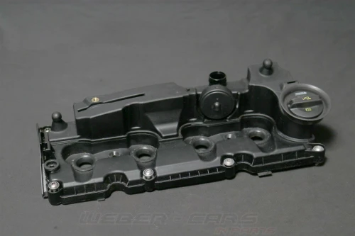 Audi TT / A3 / Q3 8.8L / 1.6L / 2.0L Used Valve Cover 04L103475