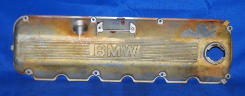 1984-1993 BMW 325i / 525i 2.5L / 2.7L Used Valve Cover