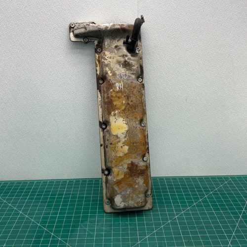 1988-1996 BMW 850i / 850Ci / 750iL Right Used OEM Valve Cover