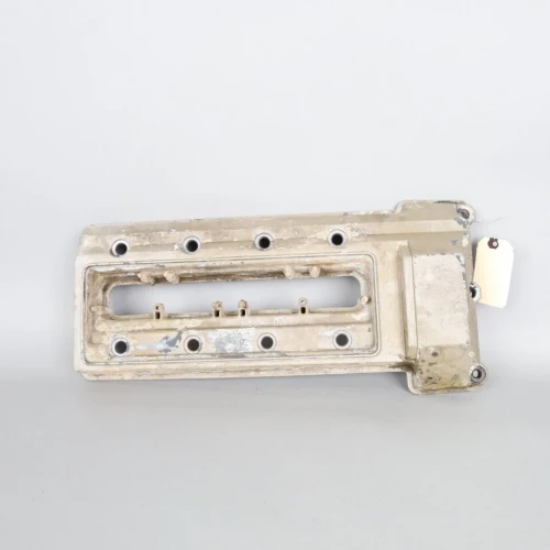 1997-1998 BMW 540i / 740i 4.4L Left Used OEM Valve Cover 11121742128