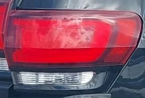 2014-2022 Jeep Grand Cherokee RH Passenger Quarter Panel Mounted Tail Light used OEM tail light assembly