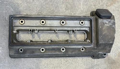2001 BMW X5 4.4L Right Used OEM Valve Cover
