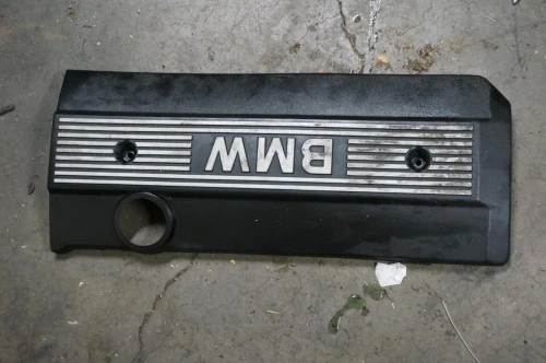 2001-2005 BMW 325i / 330i / 325ci / 330ci Used OEM Valve Cover
