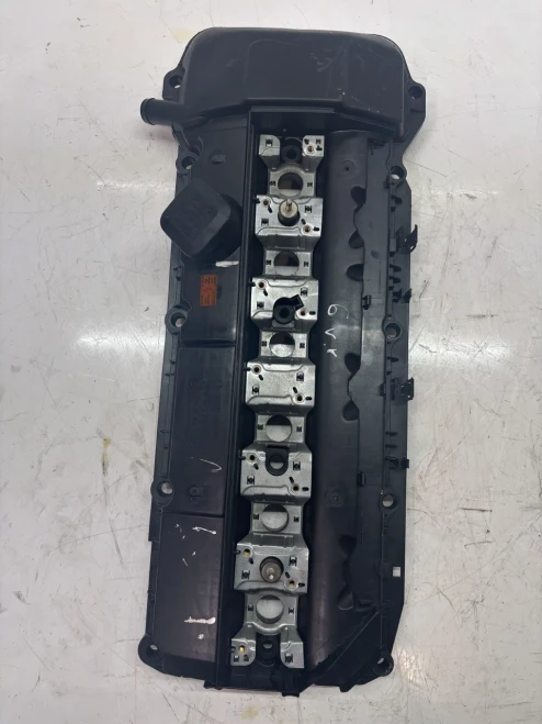 2002 BMW Z3 3.0L M54 Used Valve Cover